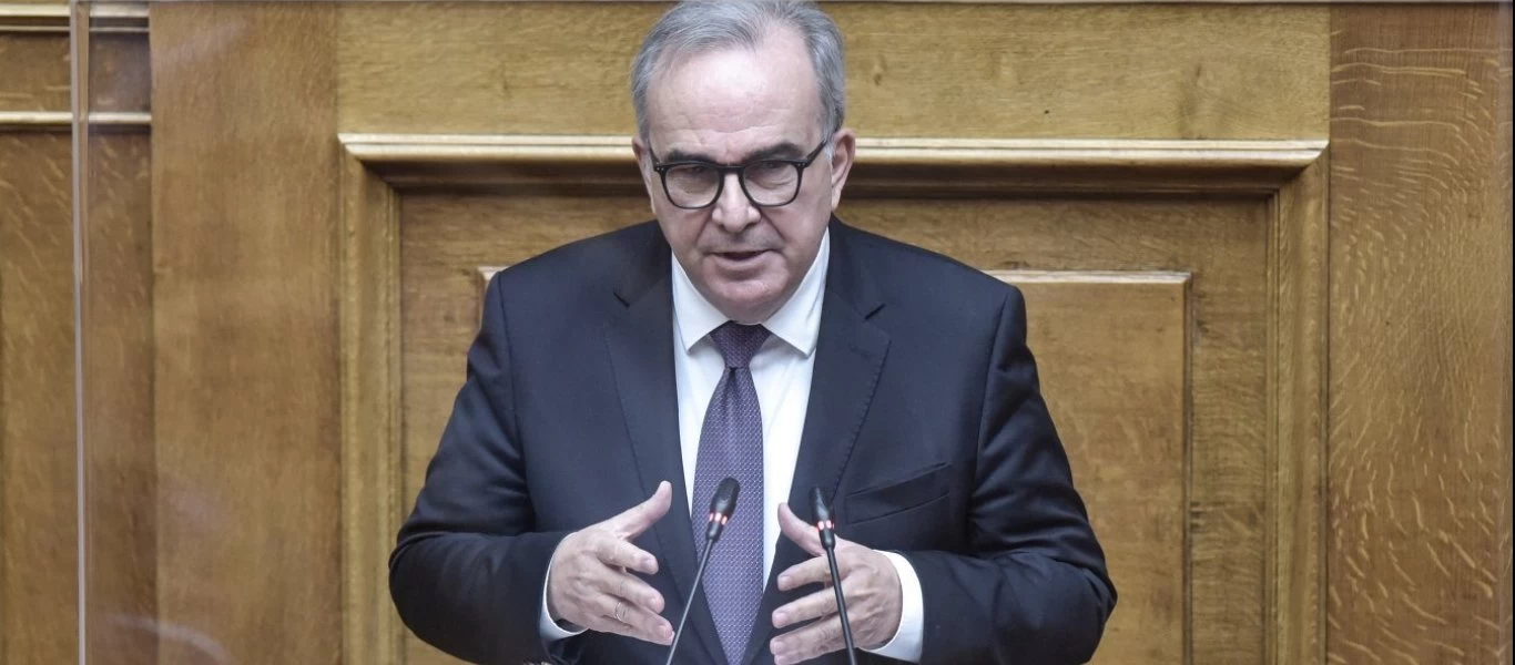 Ν.Παπαθανάσης: «Άνοιγμα των φροντιστηρίων μαζί με τα σχολεία & κατάργηση των μηνυμάτων για το λιανικό εμπόριο»